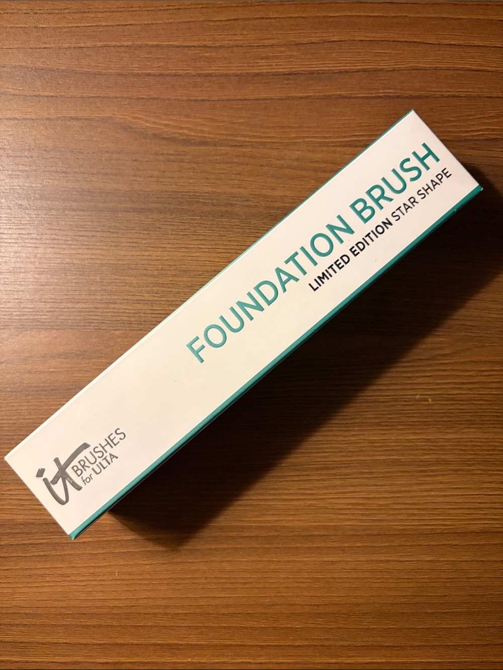 it cosmetics star shape brush limited edition - Picture 3 of 4